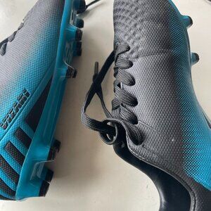 Toddler 10 Blue and Black Soccer Shoes